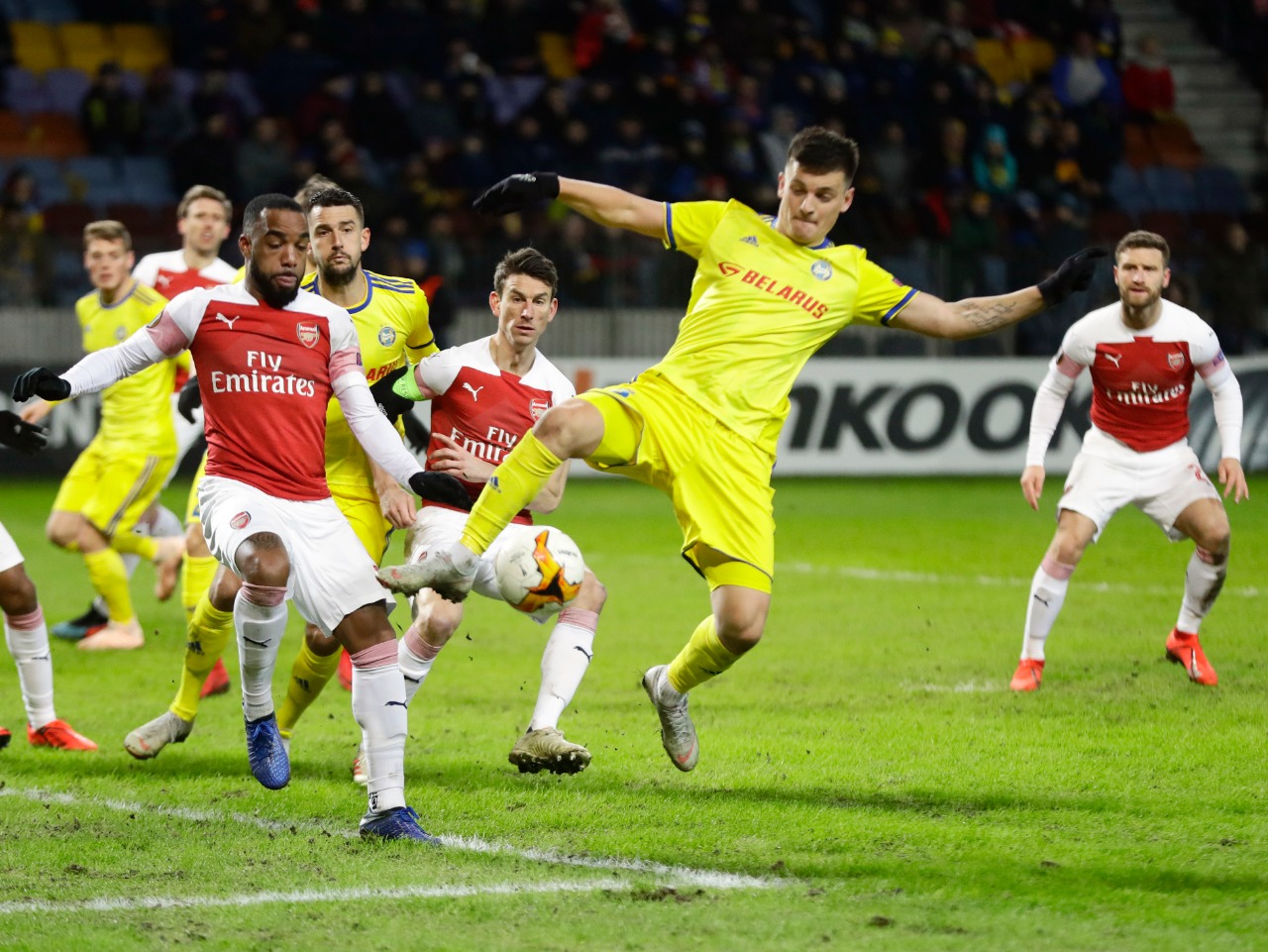 Berjudi Formasi, Arsenal Kalah 0-1 oleh FC BATE Borisov