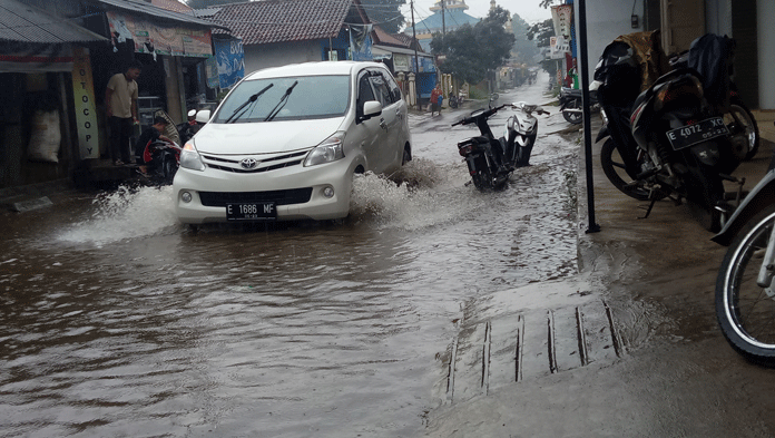 Minim Saluran, Jalan Kademangan Langganan Banjir