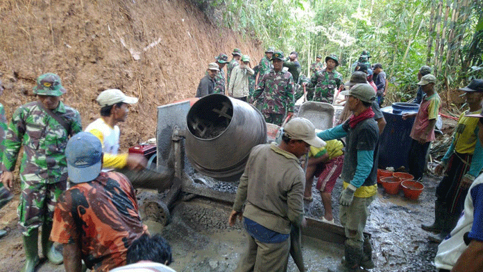 Masyarakat Legokherang Antusias Terlibat TMMD2