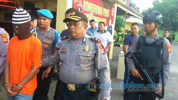 Pelaku Bacok Pemilik Toko di Pasar Jatibarang Akhirnya Tertangkap