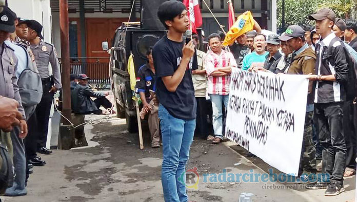 Divonis 1 Tahun Penjara, Ujang Pikir-Pikir