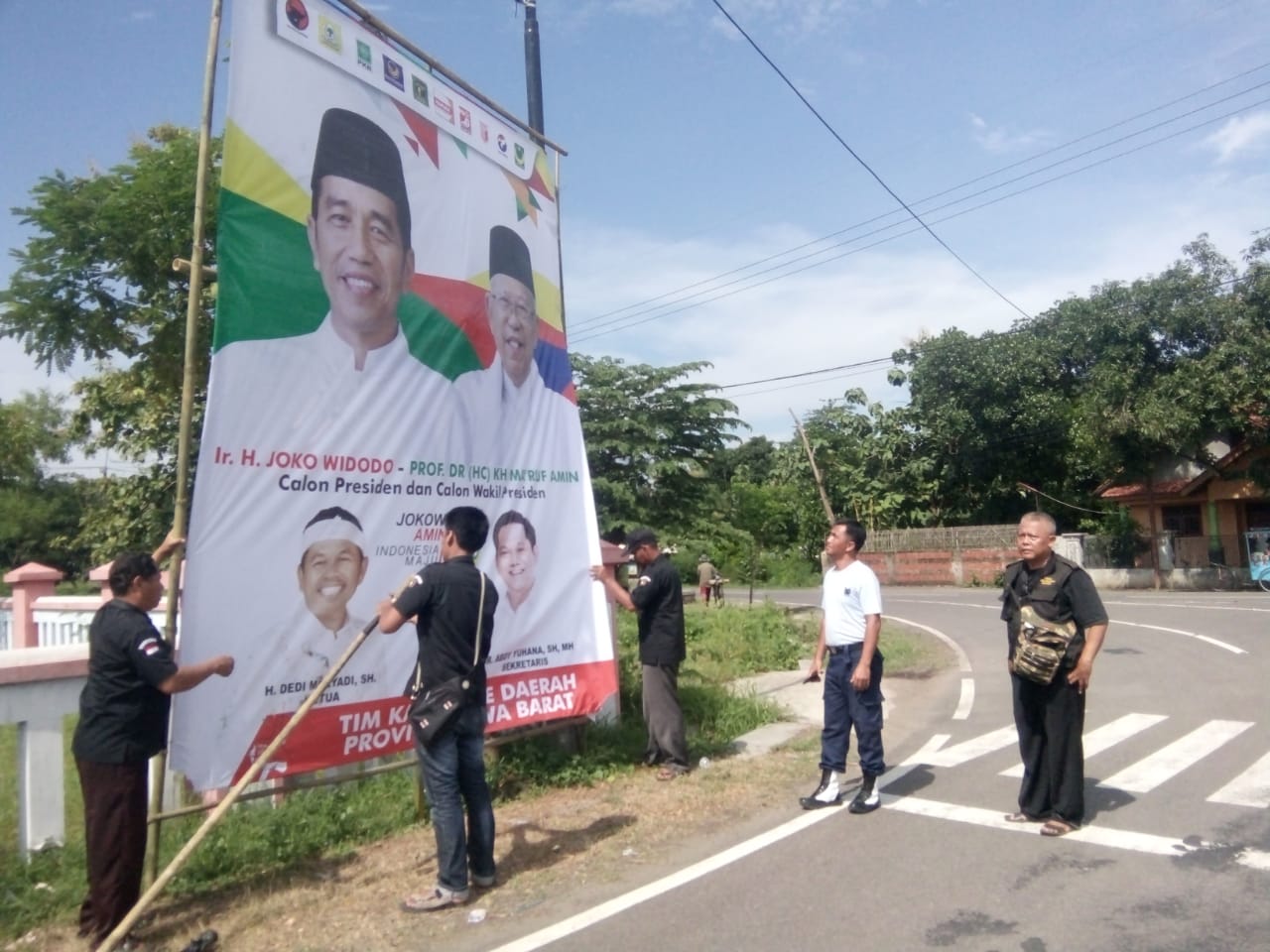 Ratusan APK Jokowi Banyak Melanggar