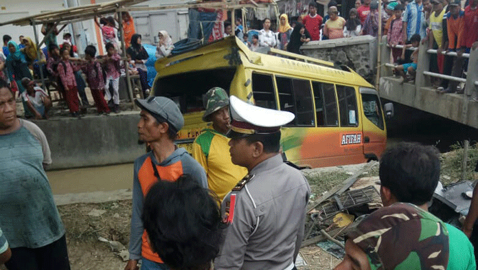 Elf Seruduk Pedagang Pasar Cilet, 1 Tewas