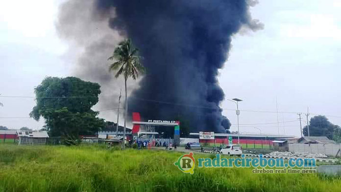 Kilang Minyak Pertamina Balongan Indramayu Kebakaran