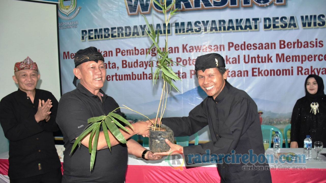 Bupati Acep Dorong Industri Kreatif Bambu