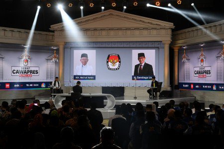 Sandiaga Tuding TKA di Indonesia Meningkat, Ma’ruf Sebut Jumlahnya Rendah