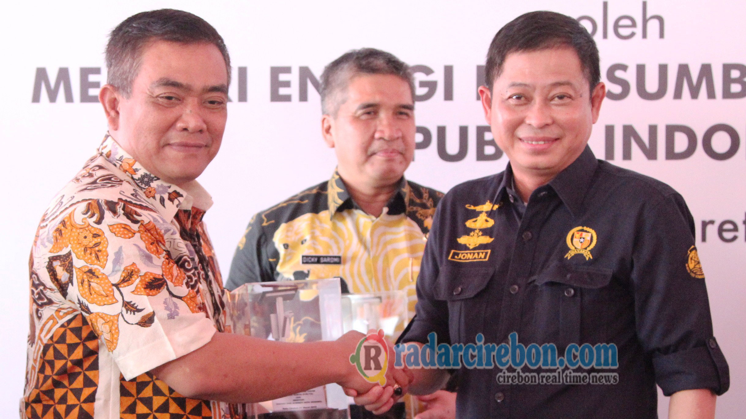 Targetkan 10 Juta Sambungan Pipa Gas, Kota Cirebon Dapat Bantuan 50 PJU Tenaga Surya