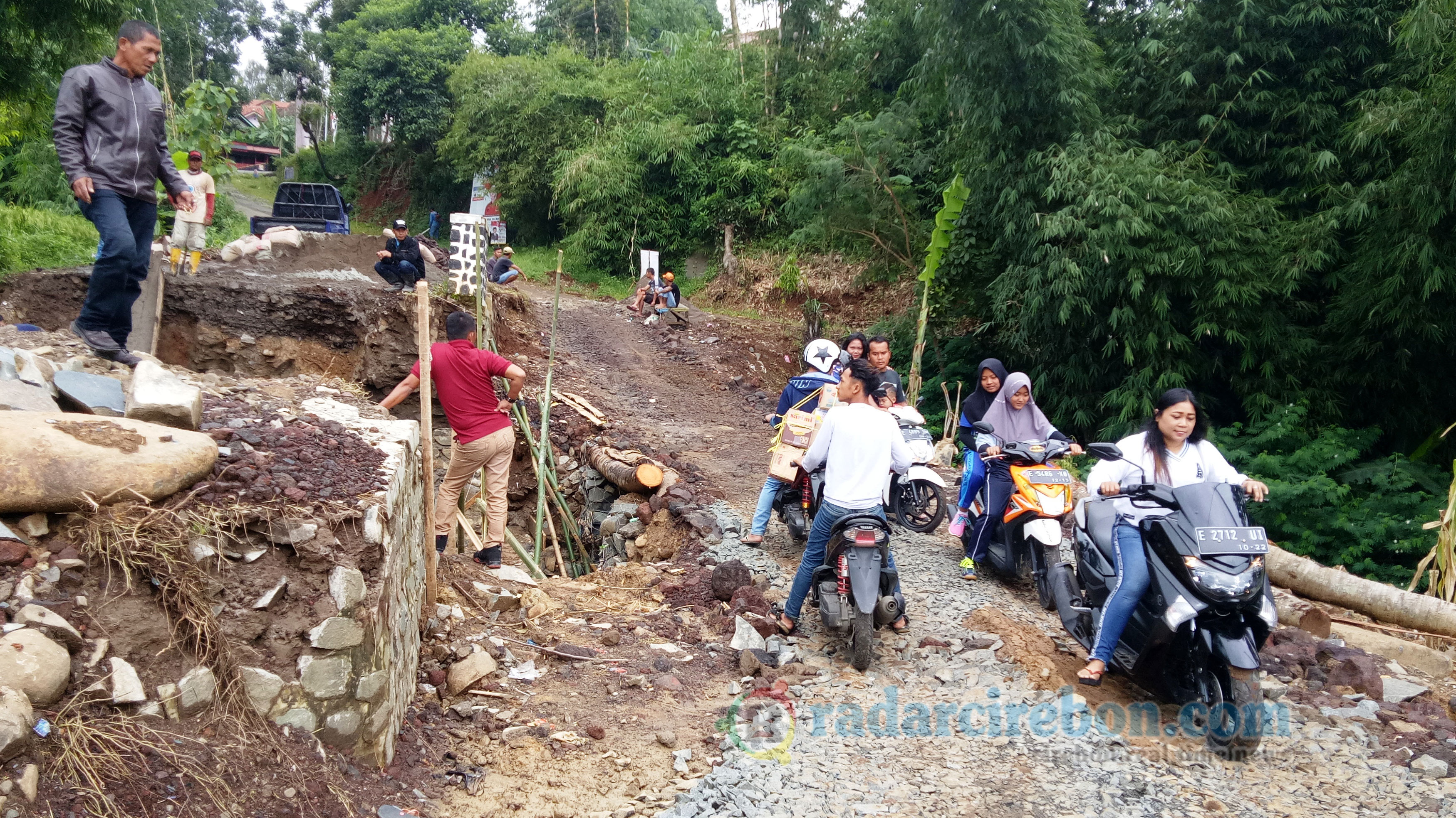 Jembatan Cigintung Mulai Direnovasi