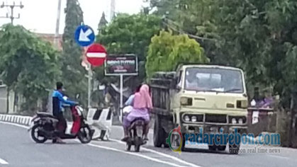 Priben Jeh, Pengendara di Indramayu Masih Nekat Terobos Perboden