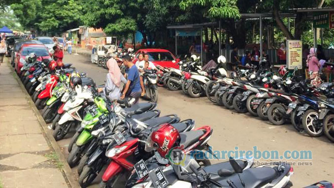 Warga Protes, Tarif Parkir Kawasan Bima Mahal