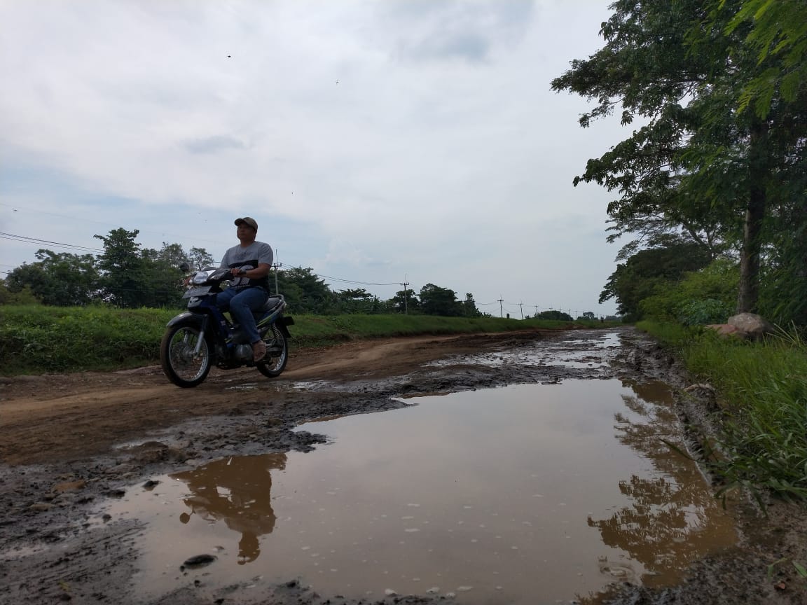 Jalan Desa Kejiwan, Masih Tanggung Jawab Kontraktor