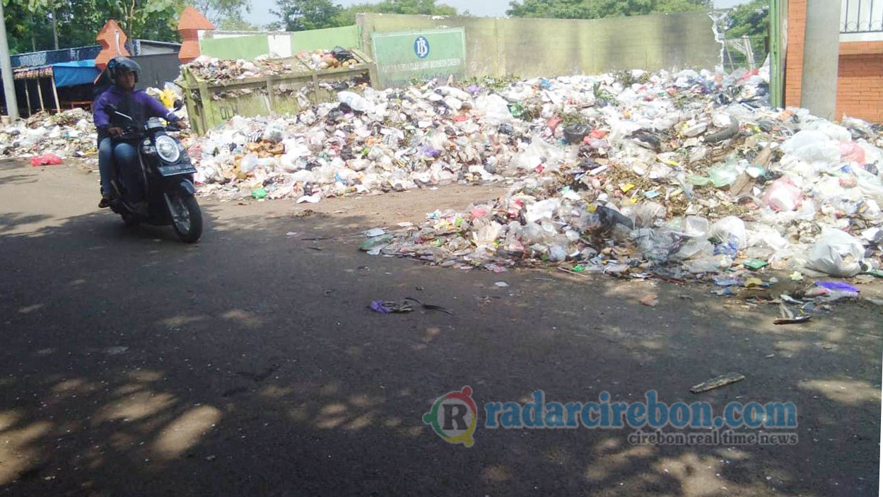 Priben Sih, Sampah di TPSS Bima Meluber Lagi