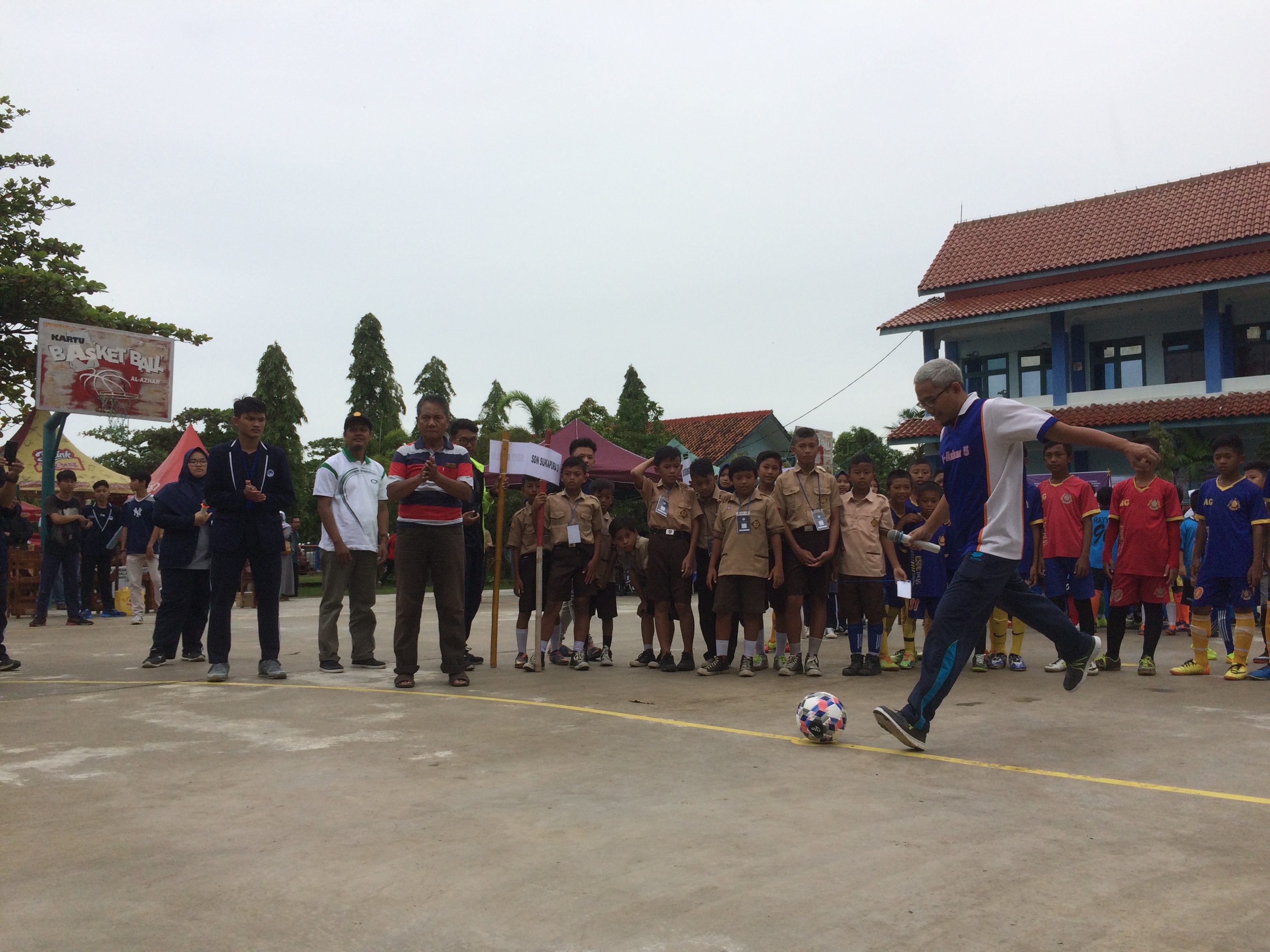 SMA Islam Al Azhar Gelar Turnamen Futsal