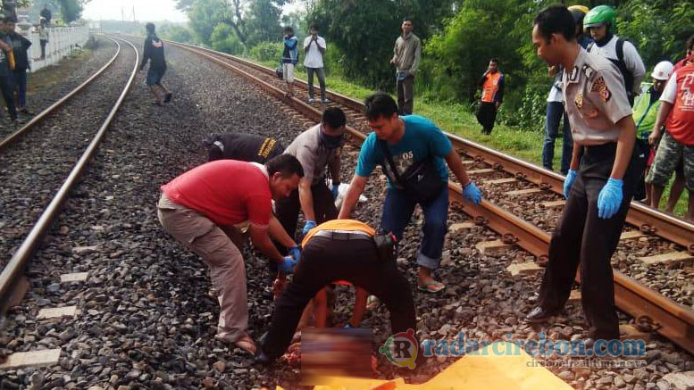 Lansia Bertato Tenggkorak Tewas Tertabrak Kereta Api di Mundu