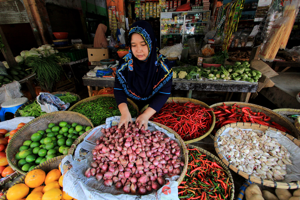 Pasokan Minim, Harga Bawang Merah Melonjak Menembus  Rp33-35 Ribu/Kg