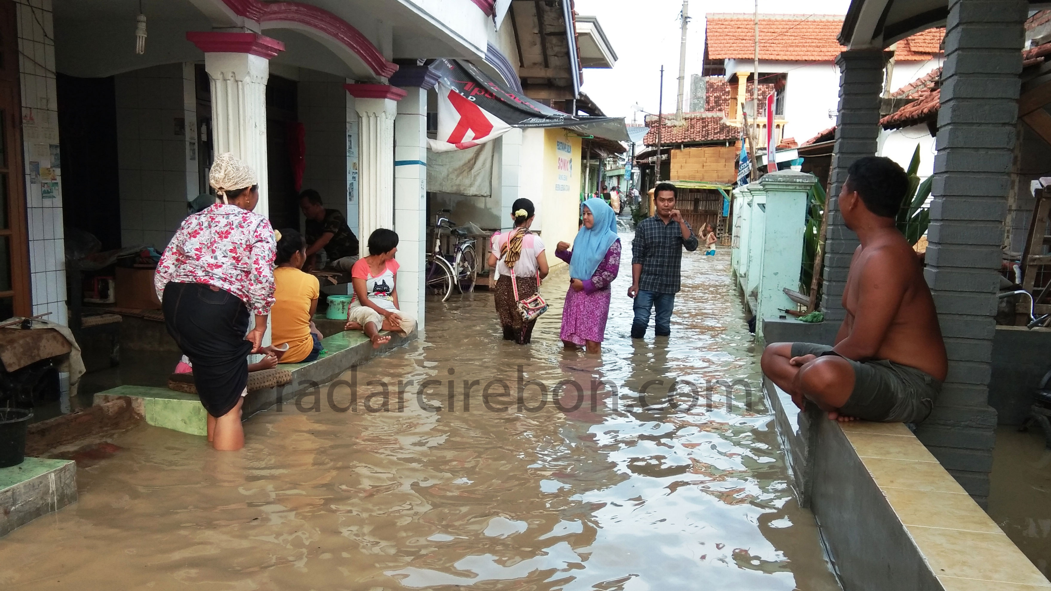 Ciberes-Cimanuk Meluap, Ribuan Rumah Terdampak Banjir di Cirebon-Indramayu