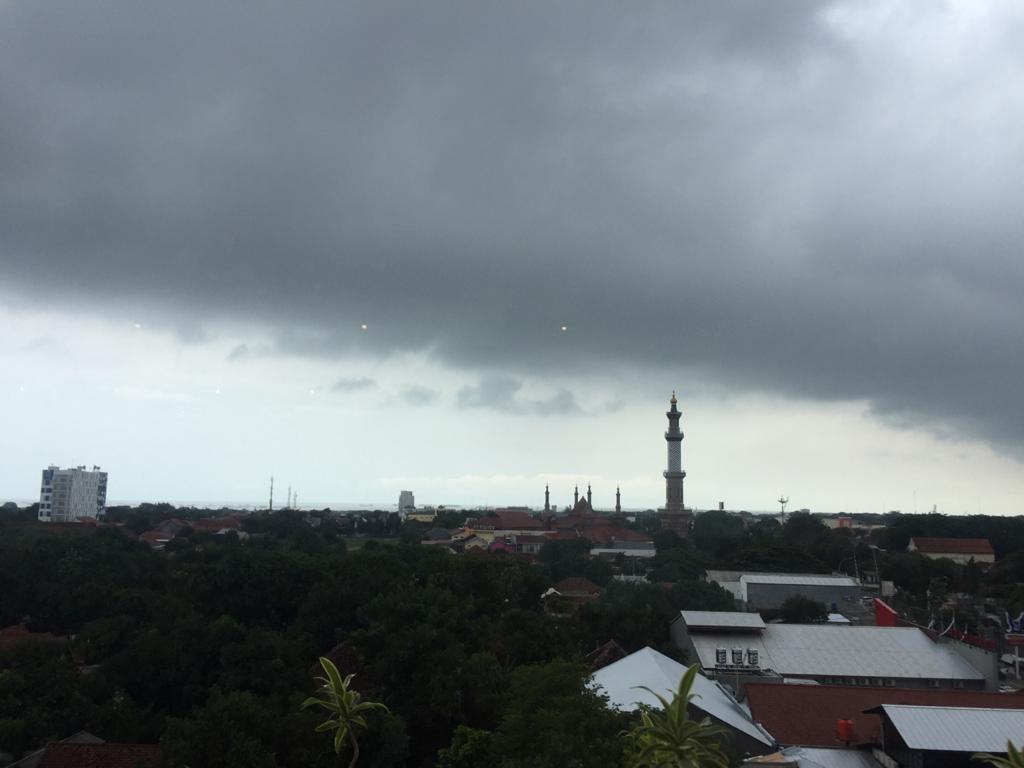 Badai Tropis Ferdinand, Waspada Potensi Hujan Lebat 25 Februari sampai 2 Maret 2020