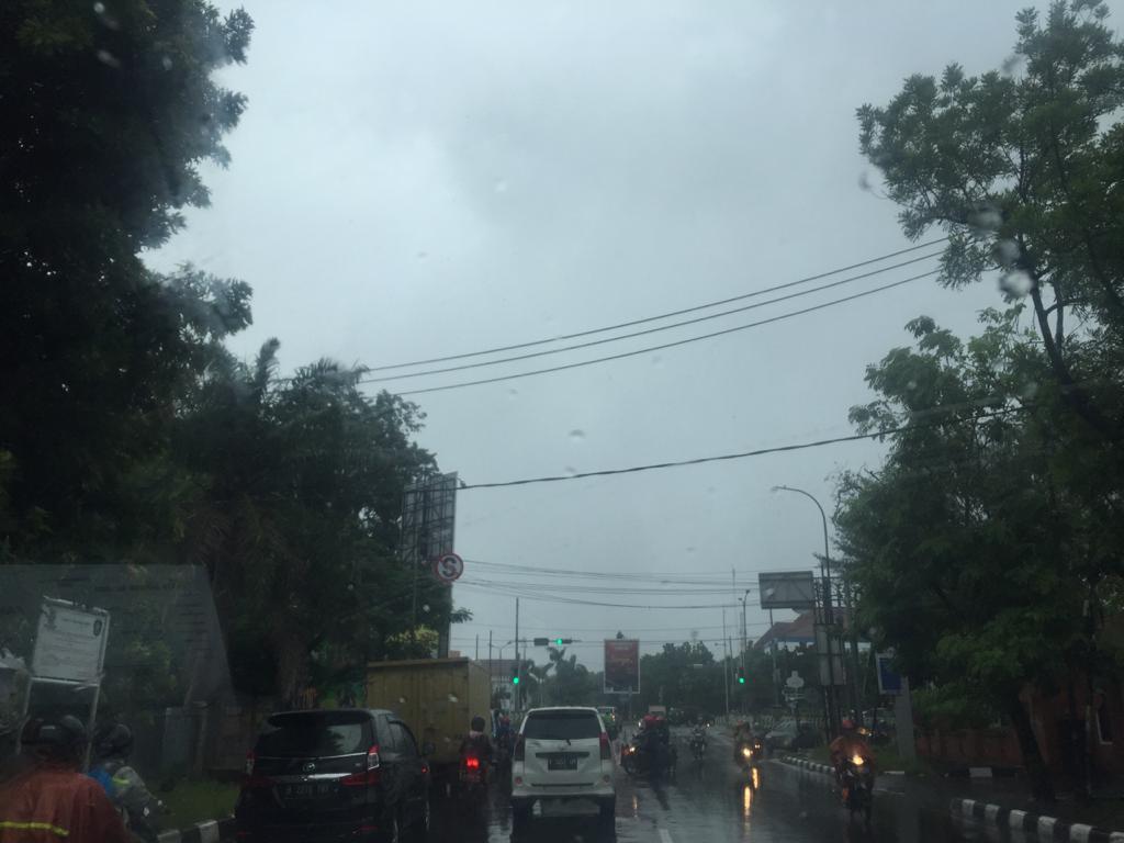 Prakiraan Cuaca Cirebon Hari Ini,  Hujan Intensitas Sedang-Lebat Merata