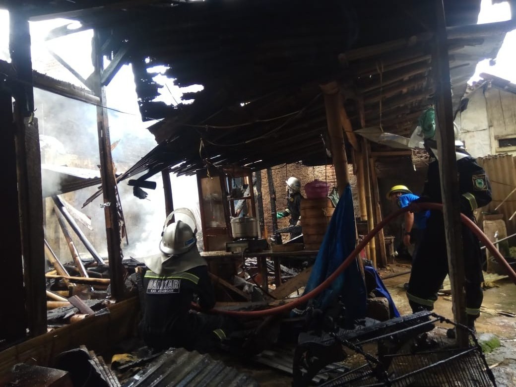 Lupa Matikan Kompor, Rumah Andasah Terbakar