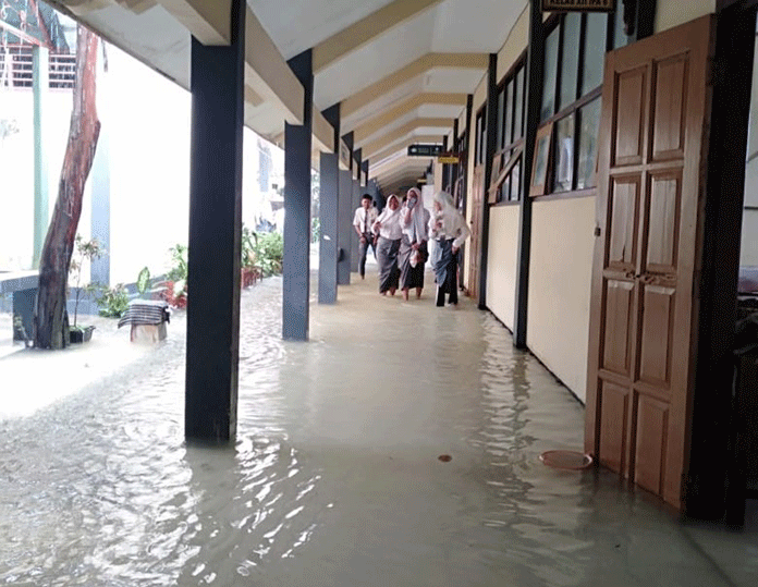 Siswa Dipulangkan Lebih Cepat