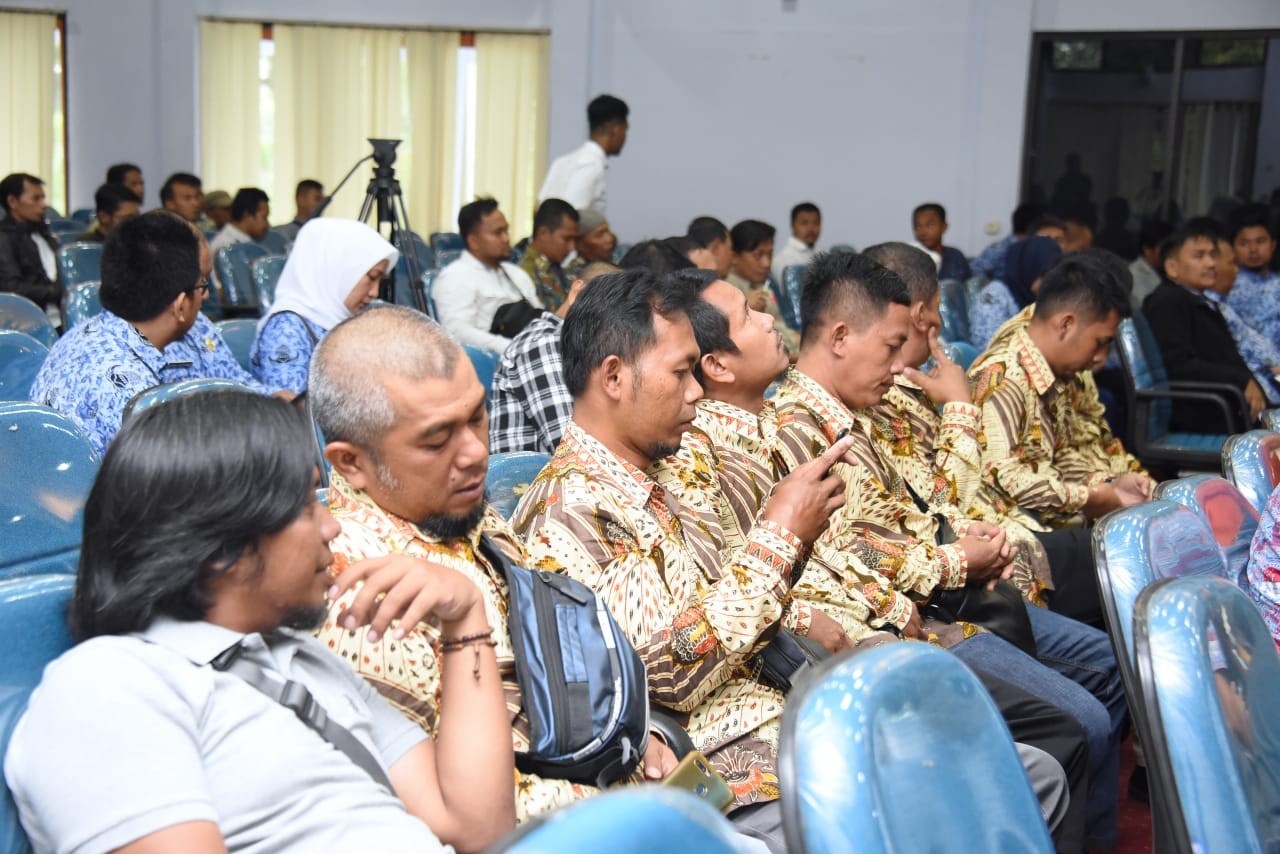 Peternak Ayam Banyak yang Bangkrut