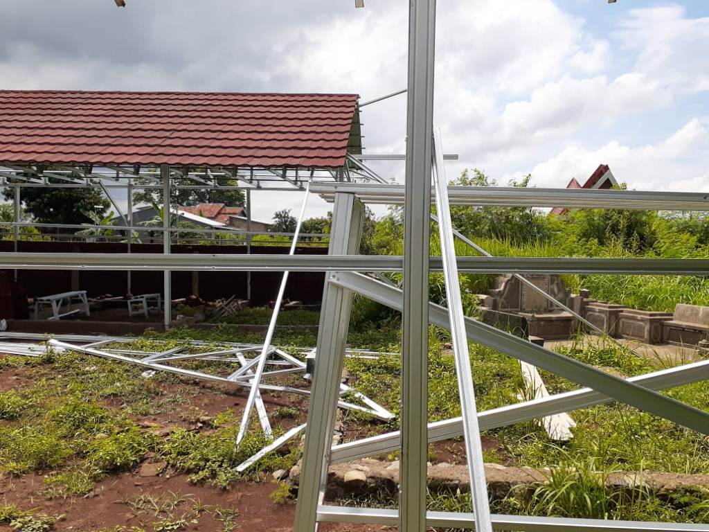 Kompleks Makam Leluhur Tionghoa Ku Tiong Dikavling