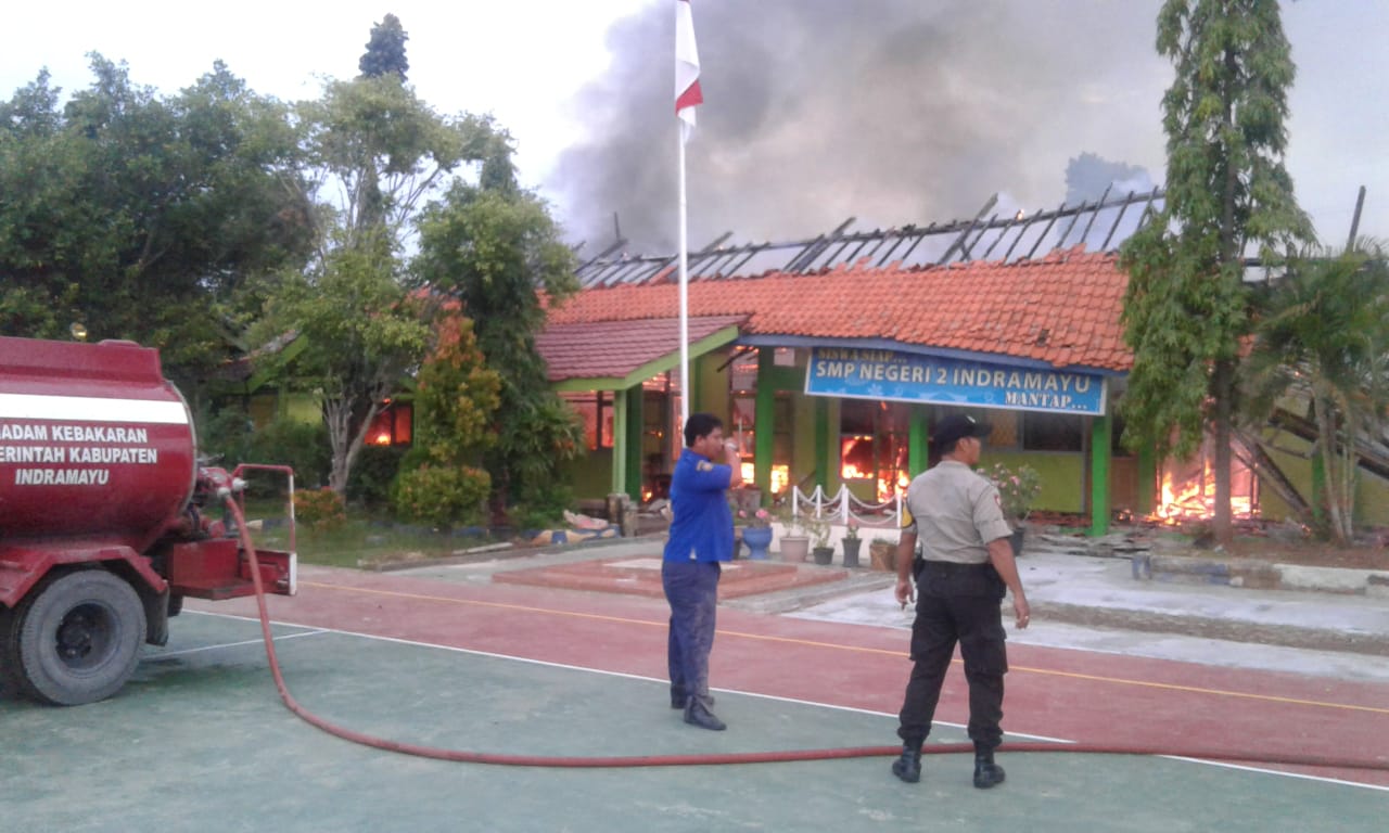 Korsleting, Diduga Penyebab Kebakaran SMPN 2 Indramayu