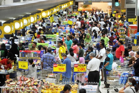 Malaysia Umumkan Lockdown Nasional, Larang Warga ke Luar Negeri, Tutup Semua Lokasi Bisnis, kecuali Toko Makan