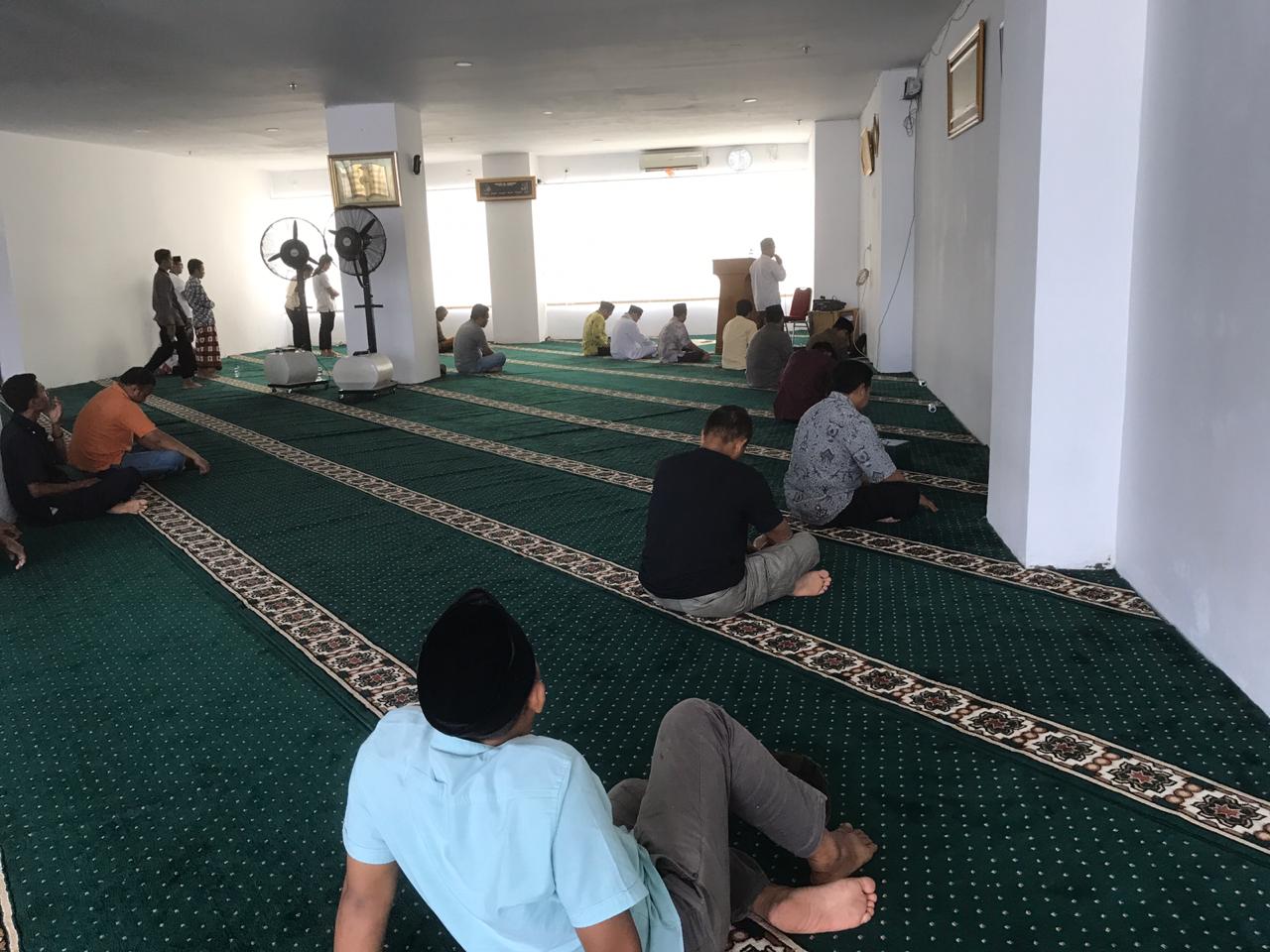 Masjid Al Kautsar Tetap Jumatan