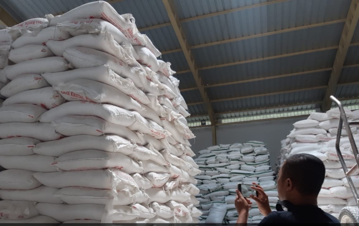 Di Tengah Kelangkaan Gula, Distributor di Tasikmalaya Malah Simpan 160 Ton di Gudang