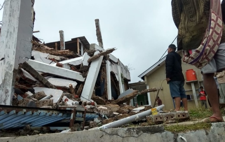 Sukabumi Diguncang Gempa Dua Kali, Bangunan Warga Rusak Parah