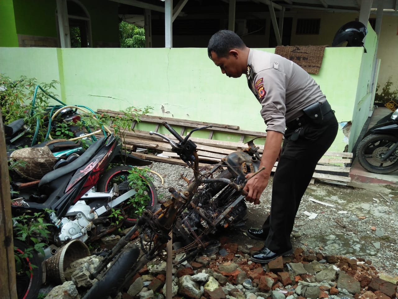 Terjebak di Jalan Buntu, Maling Motor Tertangkap Warga