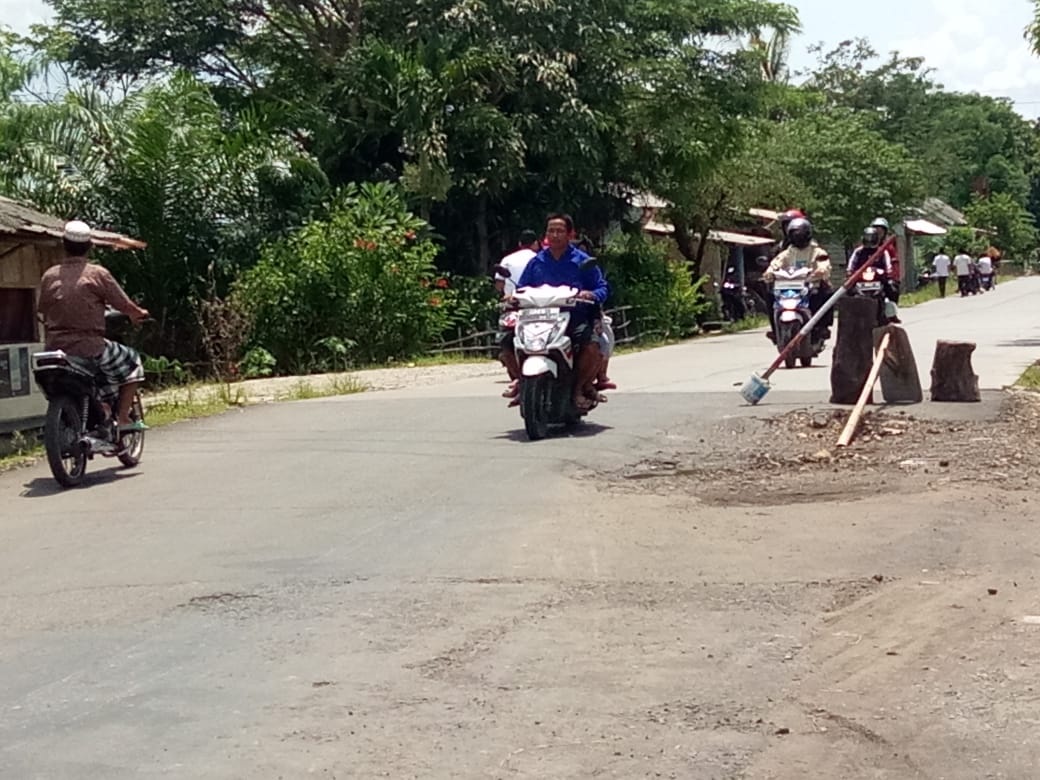 Jalan Ambles, Tetap Dibiarkan Saja