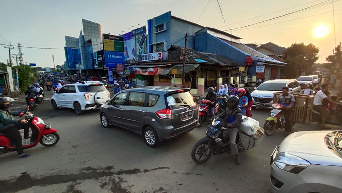 Selain Jalan Perjuangan, Lalin Perumnas Juga Perlu Perhatian