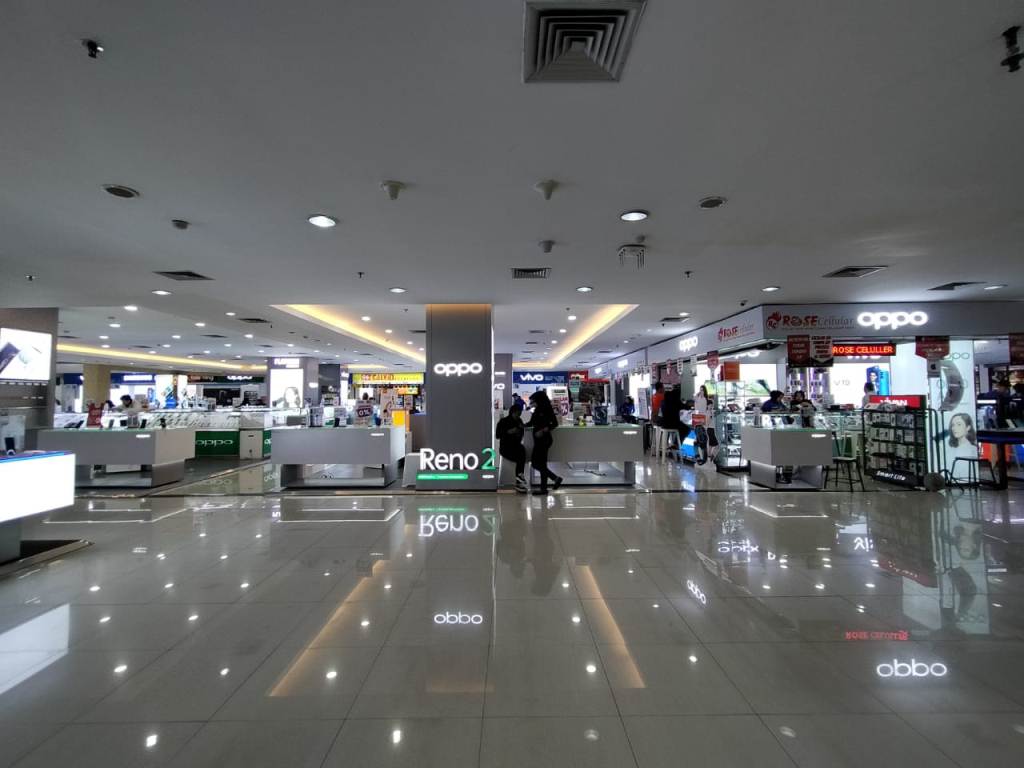 Penurunan Pengunjung Supermarket Hingga 30%