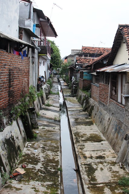 Terapkan Sistem Gravel untuk Drainase