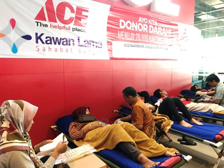 Ace Hardware Living Plaza Gelar Donor Darah