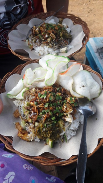 Nasi Lengko Kuliner Khas dan Merakyat