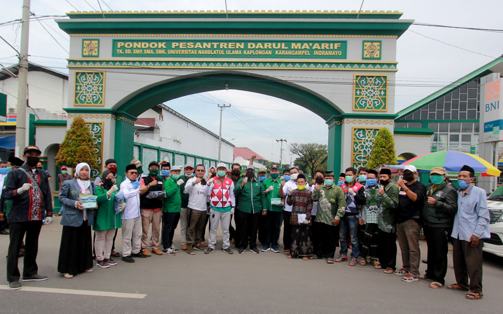 PKB dan NU Bagikan Ribuan Masker