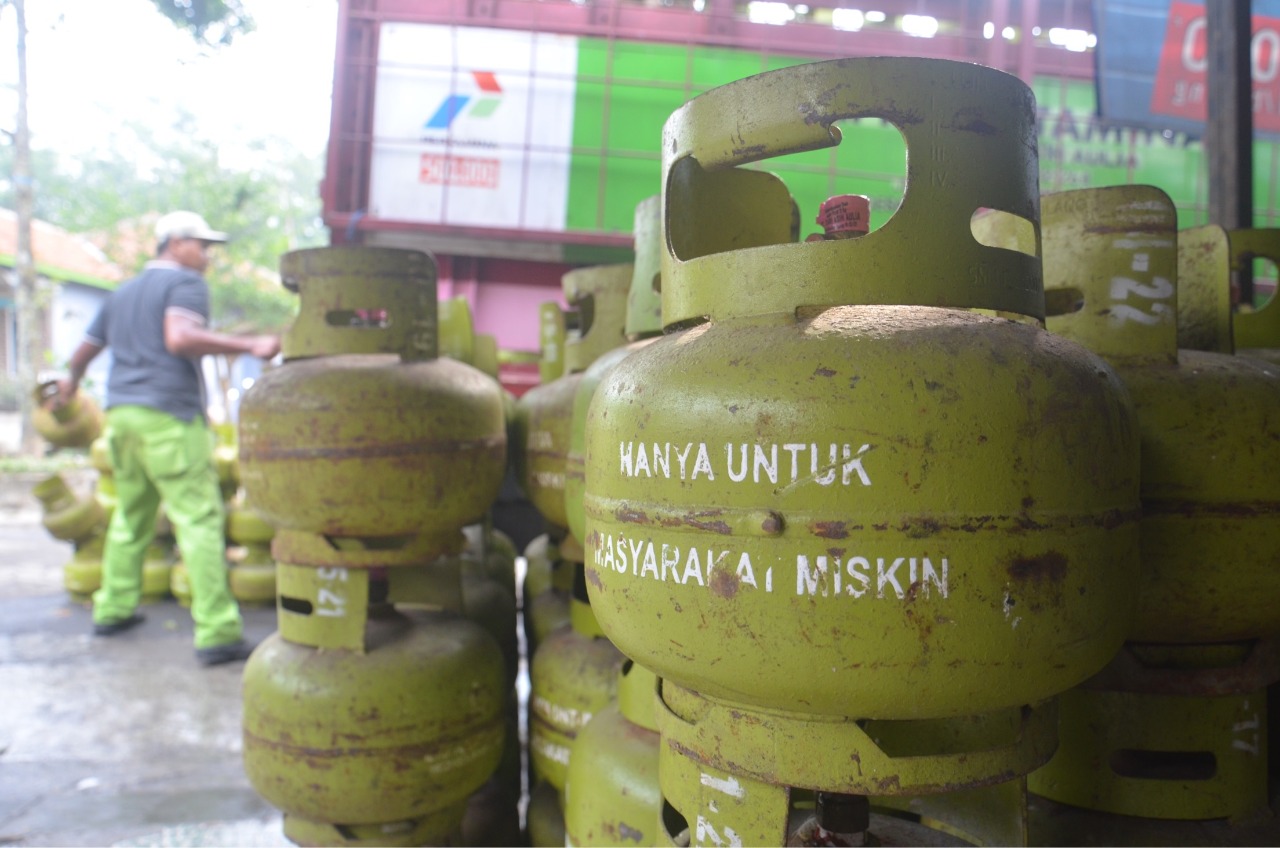 Pertamina Tambah Pasokan Gas 3 Kg, Masyarakat Diimbau Beli di Pangkalan Resmi