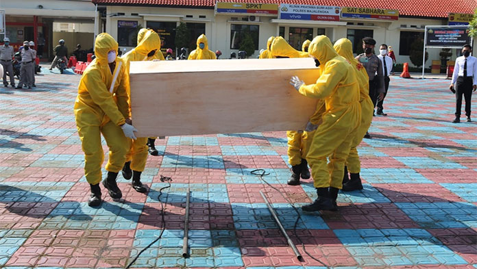 Polres Majalengka Gelar Simulasi Penanganan Jenazah Pasien Covid-19