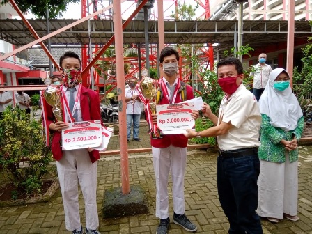 Penghargaan Pemenang IndiHome Generasi Prestasi