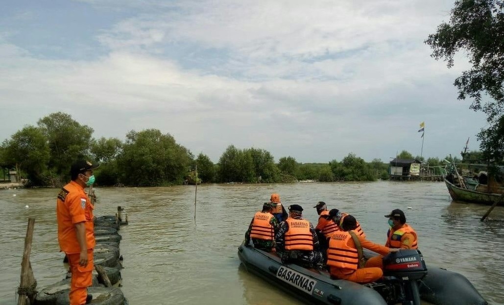 Buang Hajat, Tenggelam di Sungai Ciberes