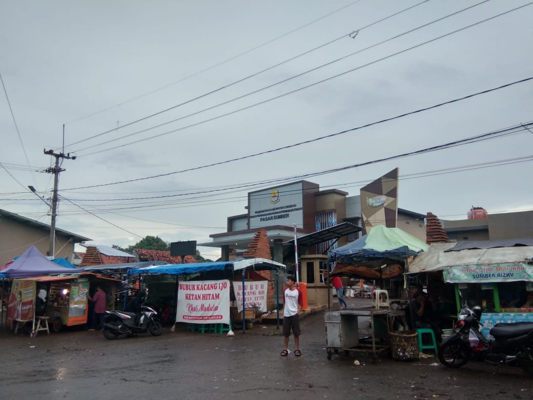 Jam Operasional Pasar Dibatasi, Pasar Modern Pukul  08.00-18.00 WIB, Pasar Tradisional 02.00-12.00 WIB