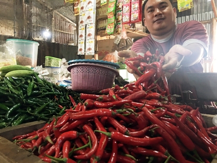 Daya Beli Berkurang, Harga Cabai Menurun