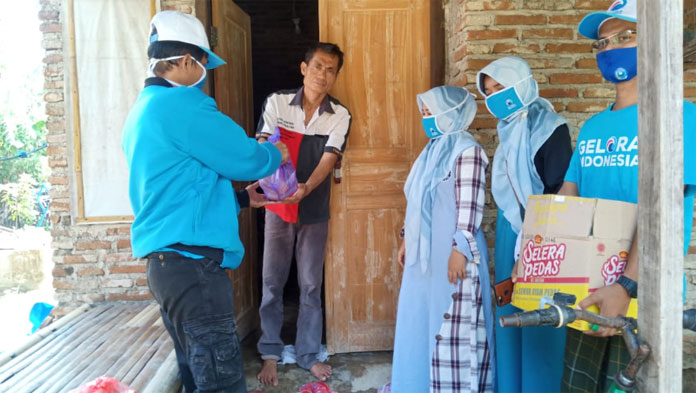 Ramadan, Gelora Cirebon Tebar Sembako