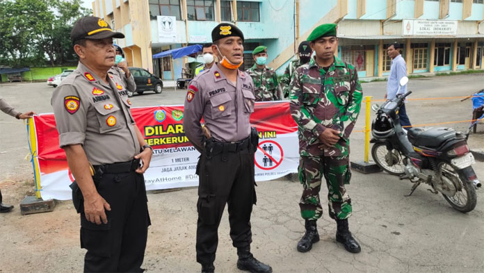 Batasi Kerumunan, Tim Gugus Tugas Covid-19 Indramayu Lakukan Penyekatan Terbatas