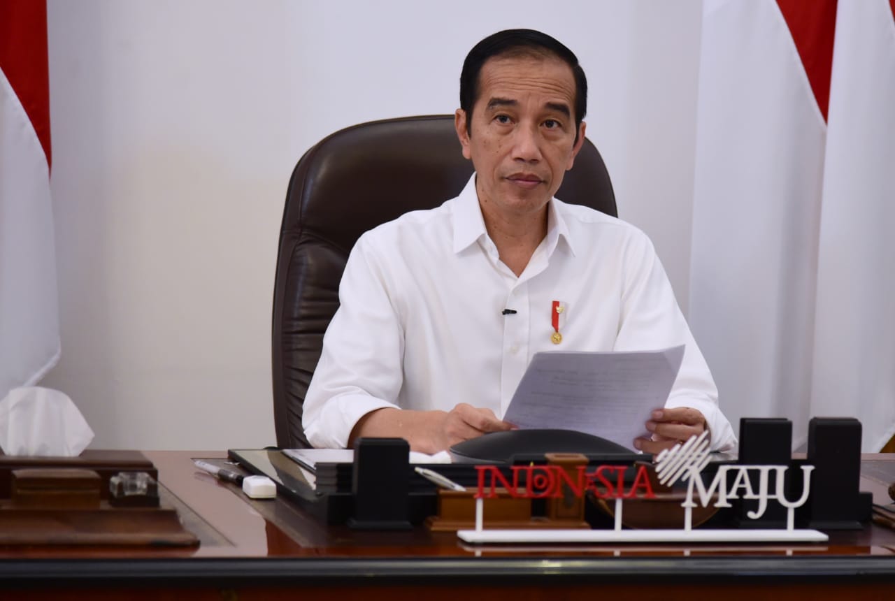 Jokowi Ingatkan Menteri Agar Hati-hati Bicara