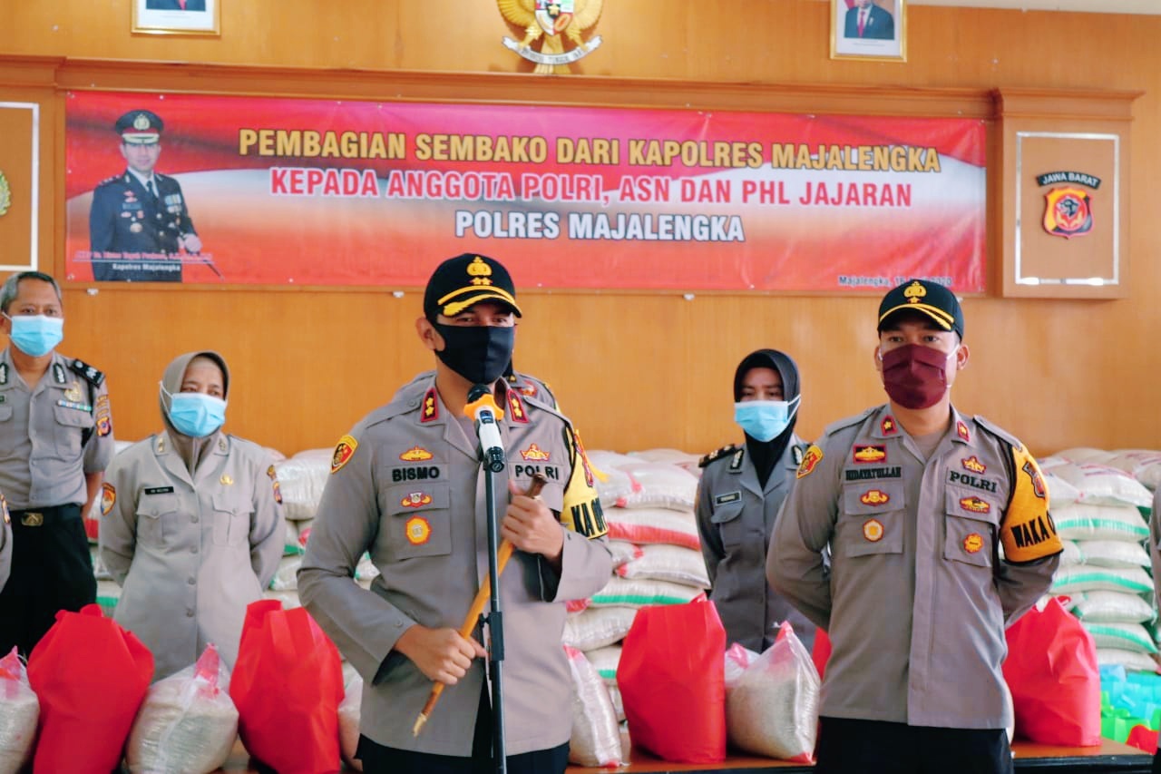 Anggota Polres Dapat Sembako