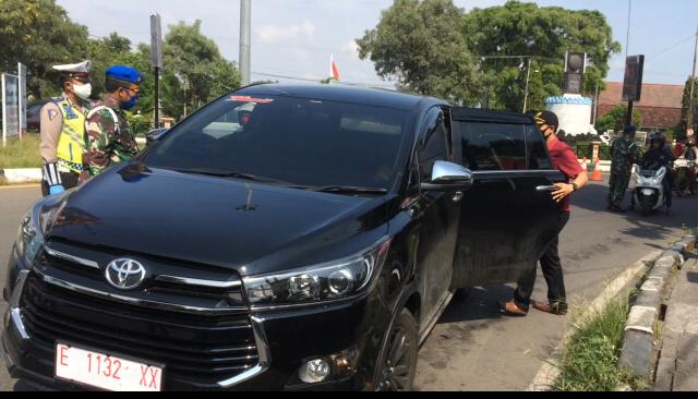 Tak Pakai Masker Sejumlah Pengendara Diputar Balik, Ditolak Masuk Kota Cirebon